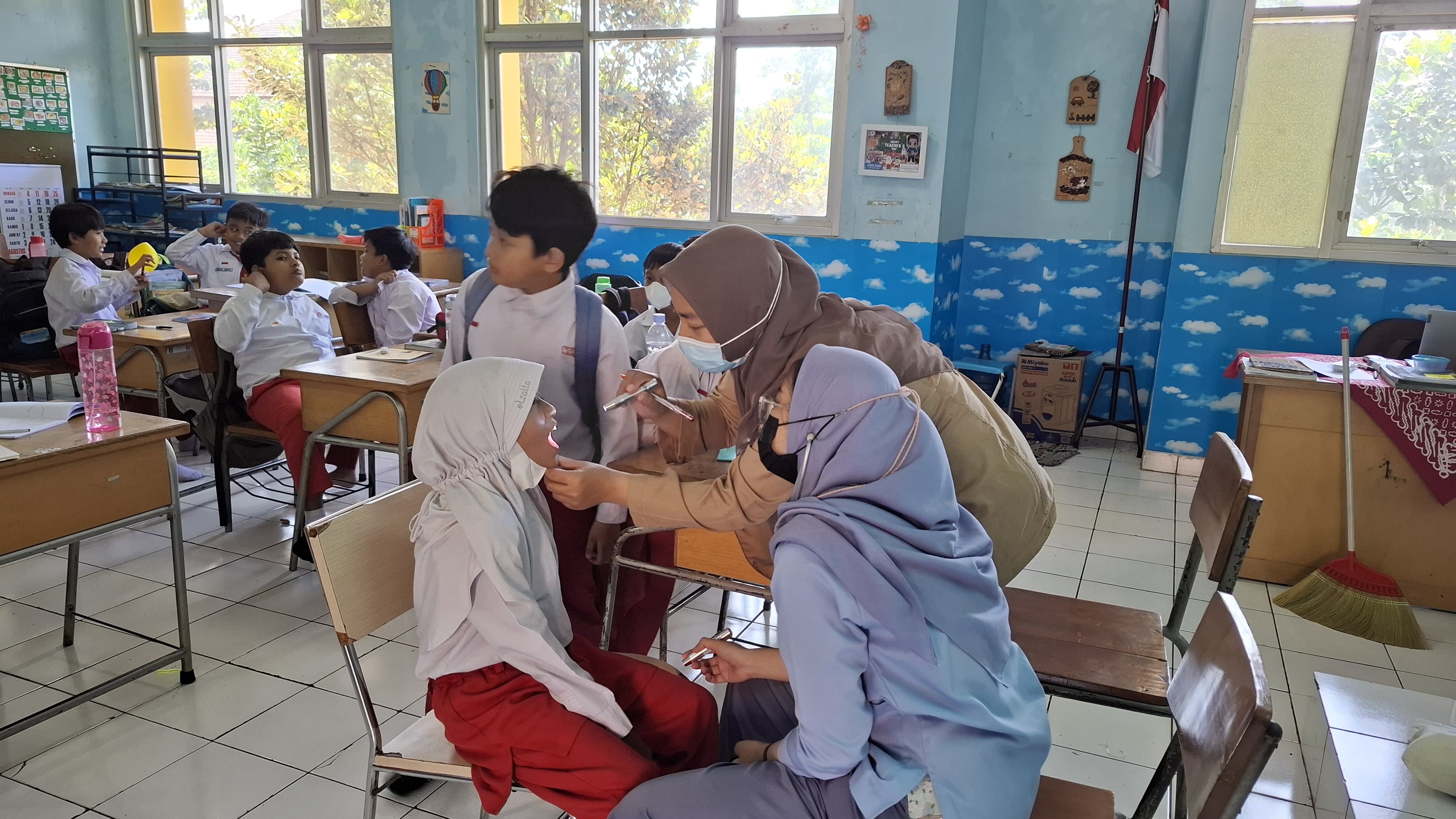 SD Model Sleman Gelar Imunisasi MR, HPV, dan Penjaringan Kesehatan Bersama Puskesmas Ngemplak II Sleman