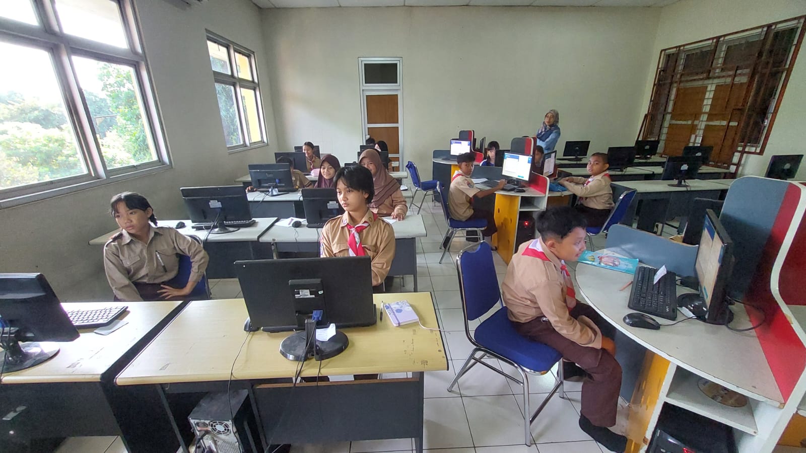 SD Negeri Model Sleman Laksanakan Gladi ANBK di Labkom