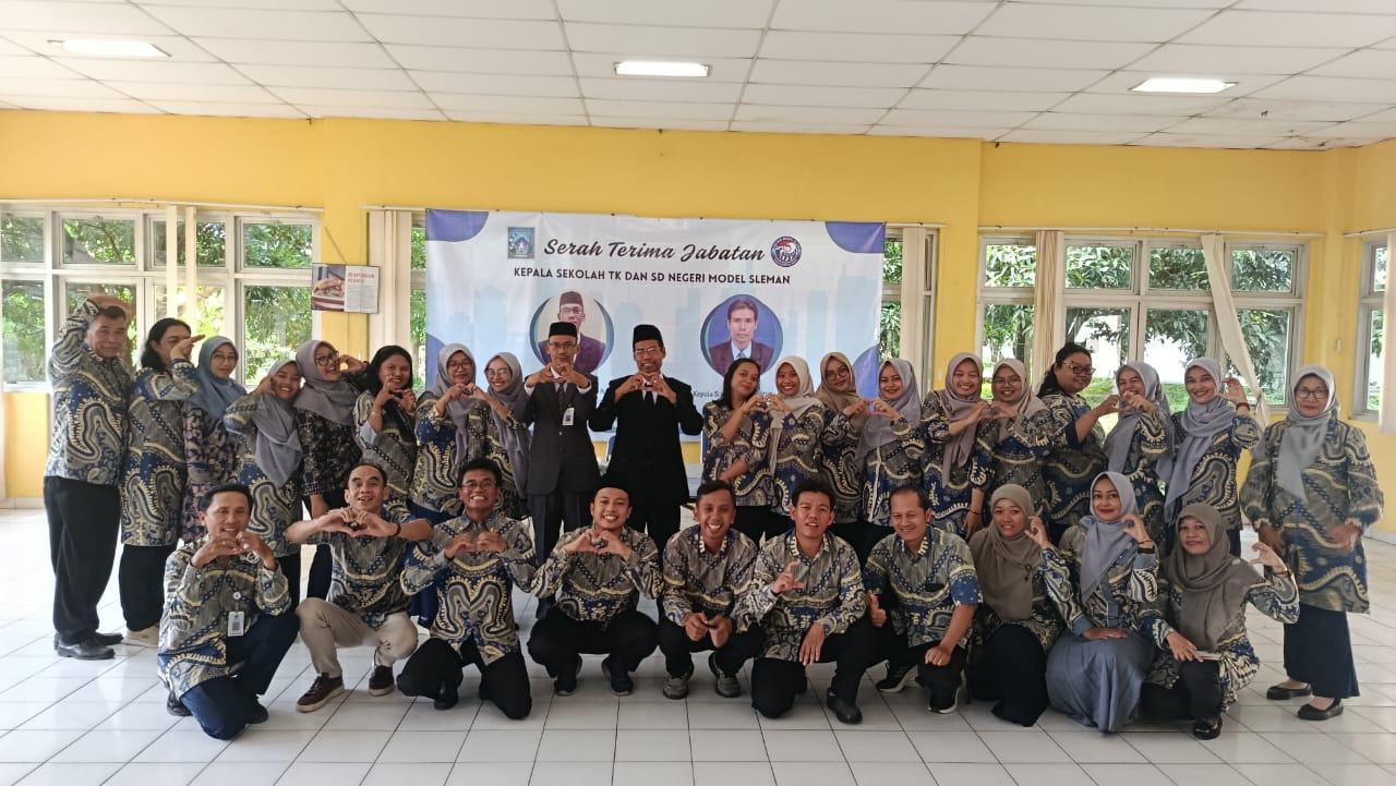 Sertijab Kepala Sekolah SD Negeri Model Sleman Berlangsung Khidmat