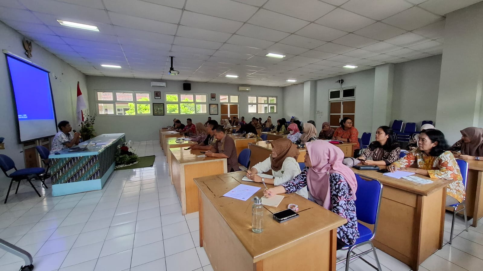 SD Negeri Model Sleman Gelar Rapat Koordinasi Evaluasi Pembelajaran