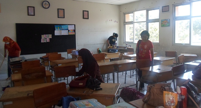 PERAN SERTA ORANG TUA MURID SD MODEL