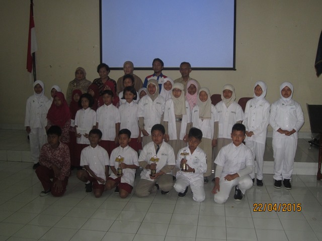 TIM DOKCIL SD MODEL JUARA III PROPINSI DIY