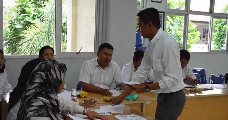 PENYUSUNAN SOAL HOTS DI SD MODEL