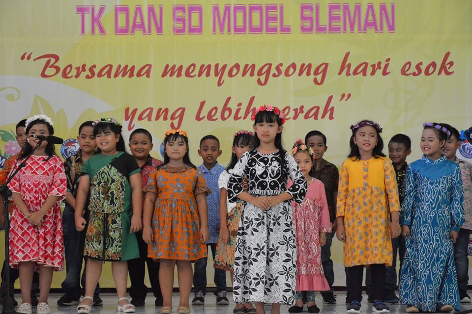 SATU DASAWARSA TK DAN SD MODEL SLEMAN