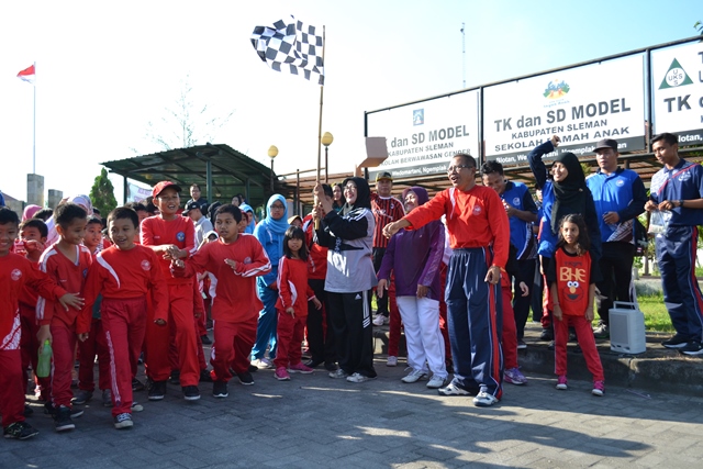 JALAN SEHAT, RANGKAIAN HUT