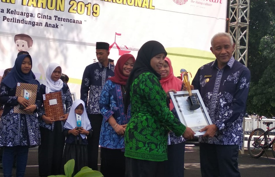 SD MODEL JUARA I SEKOLAH RAMAH ANAK