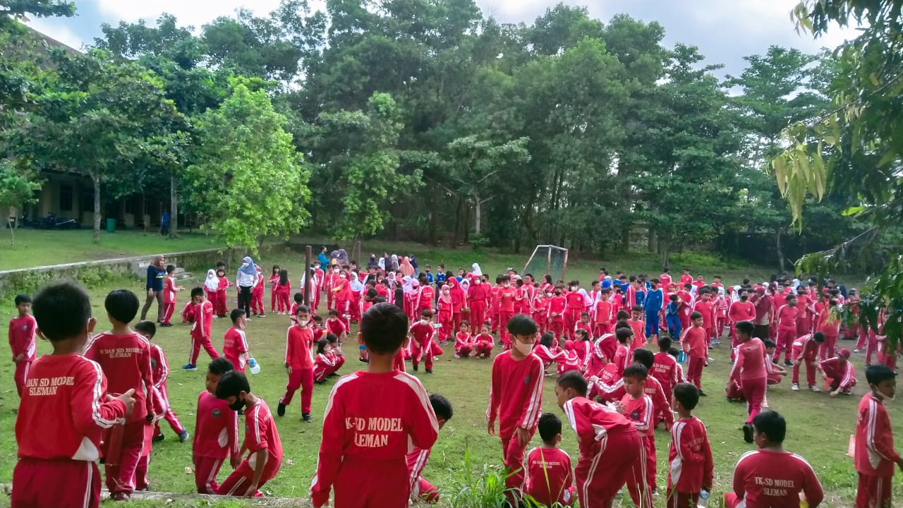 JUMAT SEHAT SD MODEL SLEMAN