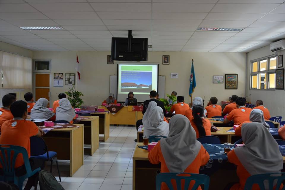 KUNJUNGAN DARI SD NEGERI GEMOLONG, SRAGEN