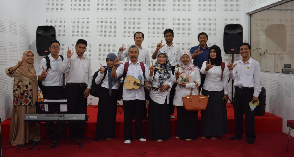 SD MODEL STUDI BANDING KE SMAN 2 BANTUL